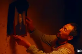 《隐入尘烟》马有铁愚昧吗？他只不过是一名老实巴交的农民图片