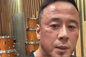 这一次，年过半百的杨坤，彻底揭开了自己的“丑恶嘴脸”图片