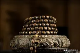 十年价格翻三倍的沉香手串有什么特征？三线房产直接变一线图片