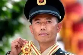 军人工资到底有多少一个月，少则一千，多则两万图片