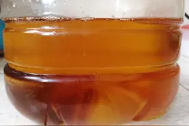 广西农村自榨花生油，100斤花生米500元榨45斤花生油，贵吗？图片