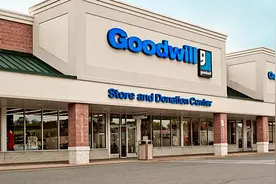 美国女子捡到中国红包，里面竟有1000000$支票，主人竟说不用还了图片