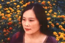 肖华：和张艺谋离婚后单身至今，女儿张末成了她的精神寄托图片