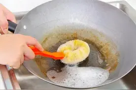 不粘锅有毒还致癌？掉了涂层还能用吗？央视用实验得到答案图片