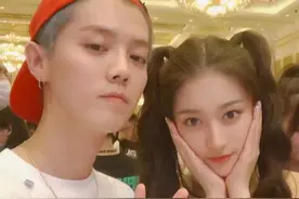 曝关晓彤鹿晗已领证，春节将对外官宣，结束5年恋爱长跑惹人羡图片