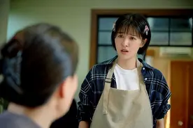 离婚三年，前婆婆生病让我去照顾：把我伺候好了，可以让你见孩子图片