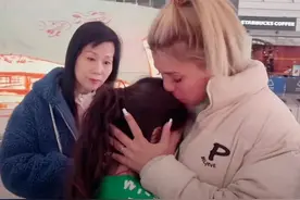 杜霄的混血女儿，漂亮又独立，爷爷奶奶疼爱她，娜娜能当好继母吗图片