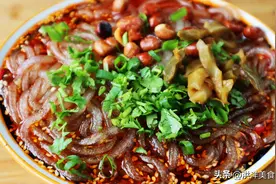 家庭版酸辣粉做法，酸辣过瘾，筋道美味，一点技巧没有，看了就会图片