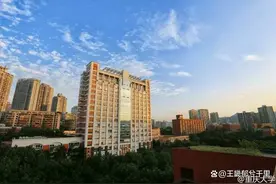 若拒绝重庆大学，与重庆建筑高专合并，重庆建筑大学今天是何段位图片