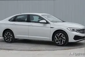 新车 | 尾标“300TSI”，曝一汽-大众新款速腾1.5T实车，或5月上市图片