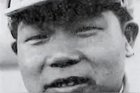 一位农民给解放军带路，说哥哥失踪18年，说了名字立马送司令部图片