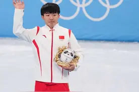 “全民的小儿子”李文龙：11岁进队，21岁拿到冬奥会奖牌图片