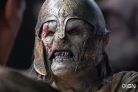 剧版指环王发布新剧照，半兽人奥克造型引热议，网友：他长蛀牙了图片