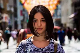 我，尼泊尔人，嫁给中国农村老公，倒贴彩礼，一山之隔差距太大图片