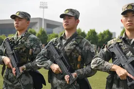 视力不好无缘军校？错，选对专业一样可以圆梦图片