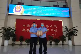 西华县公安局多方协调妥善处置剧毒化学品图片