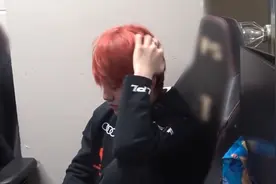 “求你们说句话！”TES阿水骂醒队友场面公布，小天痛哭却被嘲笑图片