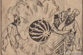 民间故事：男子吃瓜，闻到一股股腥味，他劈开两个西瓜真相大白图片