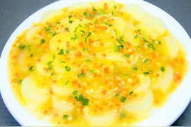 建议中老年人：深秋多吃这6道蒸菜，清淡少油，营养好吃不上火图片