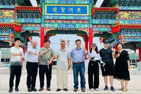 台湾邱毅教授拜访山东齐河欧乐堡全记录图片