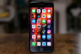 iPhone原装屏和国产屏原来是这样区分的！千万别踩坑图片