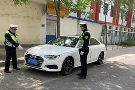 担心逛八大局被贴罚单？淄博交警这波操作666！图片