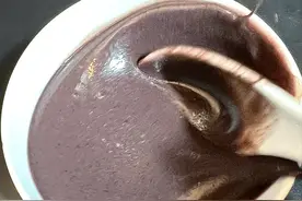 多亏了我妈的“四黑一红”糊糊，坚持喝了一个月，感觉头发重生了图片