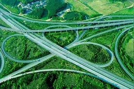 养护畅安舒美高速 铺就绿色崛起大道——写在江西高速技术状况监测综合评分创历史新高之际图片