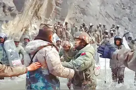 加勒万河谷冲突：4名解放军牺牲，印度死了几人？当时结局如何？图片