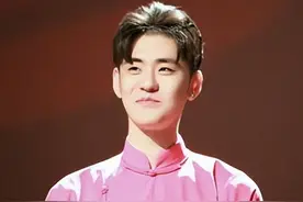 南京这一夜，31岁的张云雷，揭开了德云社最后的遮羞布图片