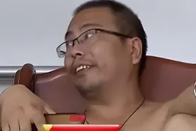 河北38岁男子啃老，吃喝拉撒都由父母伺候，岂料拆迁后竟获8000万图片