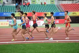 体测小课堂：400米的成绩标准（以1分05为例）图片