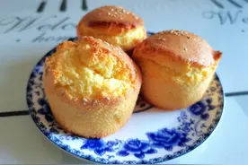 无水无油的老式蛋糕，有鸡蛋面粉就能做，小时候的味道图片