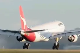 澳航72号空难之谜，幕后“黑手”至今逍遥法外，真实纪录片图片