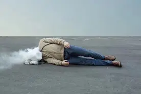 心理学家：当你有这4个表现，说明最近过得很压抑，你中了么？图片