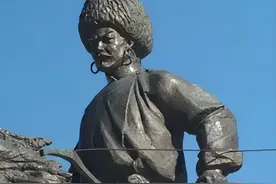 将国土推进到鸭绿江边，且与北宋交好的高丽，为何成为辽朝藩属国图片