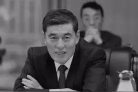 260亿身家富豪解直锟去世，和毛阿敏生两娃，17岁女儿演中国医生图片