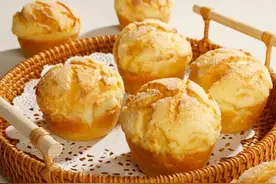 酥脆好吃的迷你菠萝包，一口一个，你能吃几个？图片