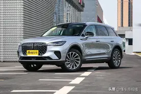 新车 | 预售24.58万元起，内饰升级贯穿大屏，新款林肯冒险家实拍图片