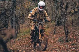 虬龙轻蜂X电动越野车卖到国外，还是军用市场图片