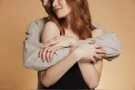 25岁姑娘同房后大出血，差点没命！原因是因为“用力太猛”？图片