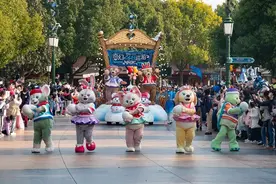 上海迪士尼要涨价，美国迪士尼要裁员图片