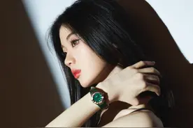 眸中有海，你与星辰皆璀璨--7.10单依纯美图一波图片