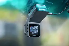 造型更精巧，4K超清画质细节无遗漏，360行车记录仪G900评测图片