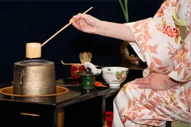 日本人的奇葩事：帮同事搬家，结果门都没有进去图片