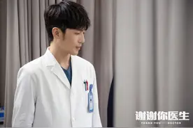 长得帅，有演技，出道23年，中年终于凭《谢谢你医生》翻红了图片
