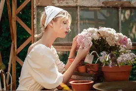 作品入围国际 35 AWARDS 摄影奖的女摄影师，创作俄罗斯乡村美与艺术图片