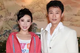 耿为华：被小14岁女粉丝倒追2年，宠妻15年后被抛弃，52岁仍单身图片