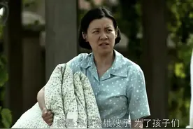 父母爱情：江德华与葛美霞皆为后妈，为何葛美霞与继子关系更好？图片