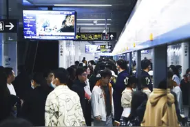 青岛“起量”了！人口增量超成都！地铁客流创新高！时尚文旅整“新活”！图片